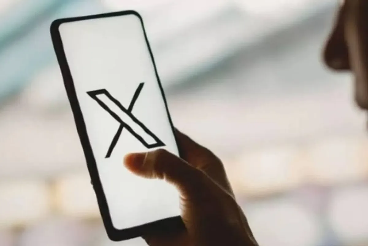 عطل مفاجئ يضرب منصة "إكس" ويعيق وصول الآلاف للمنصة