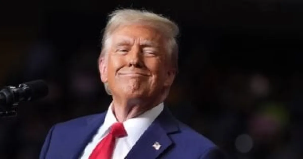 ترامب يدرس عرض تخصيب نووي "رمزي" لإيران وسط تهديدات عسكرية محتملة