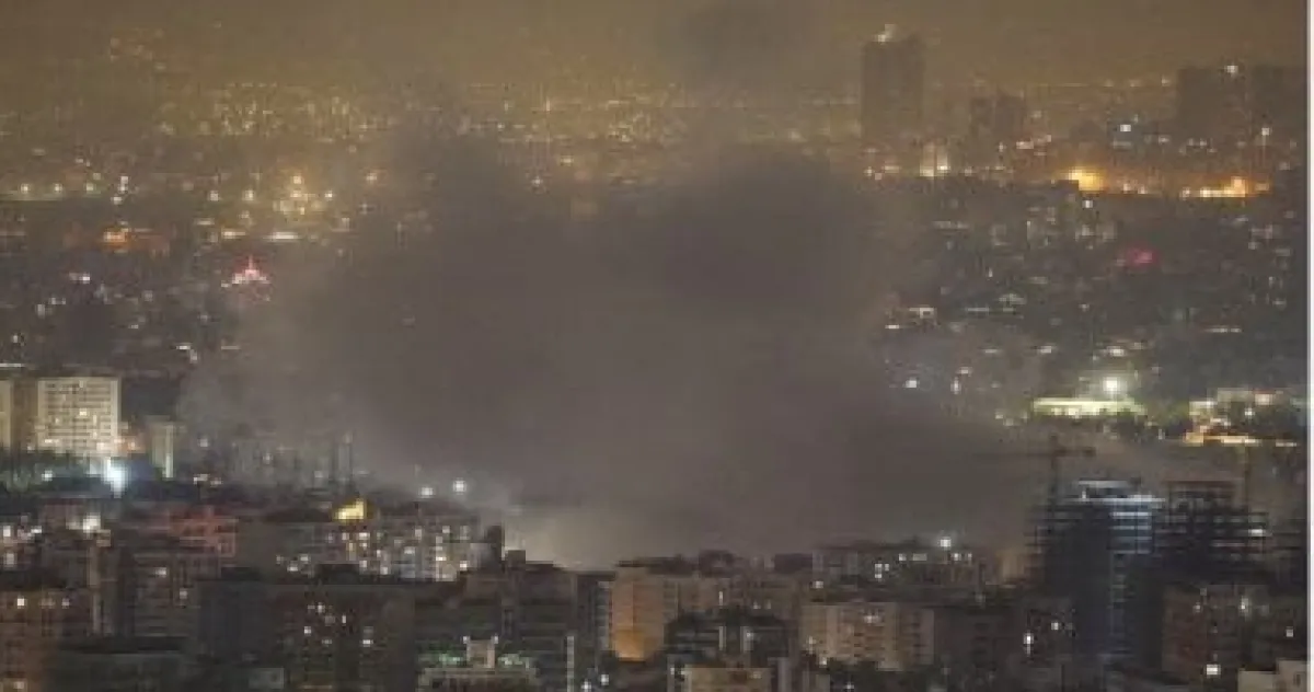 تحليل صور يكشف تعرض مدرسة جنوب إيران لضربات متعددة متزامنة