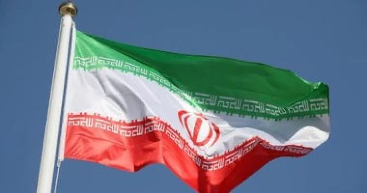 القيادة المركزية الأمريكية: إيران تطلق مسيرات وصواريخ من مناطق مدنية مكتظة