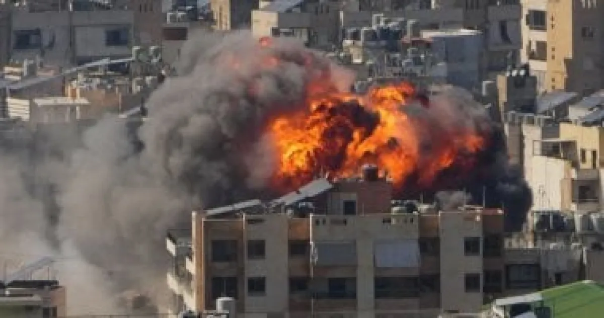 القيادة المركزية الأمريكية تدمر 90 هدفاً عسكرياً في جزيرة خرج الإيرانية مع الحفاظ على البنية التحتية النفطية