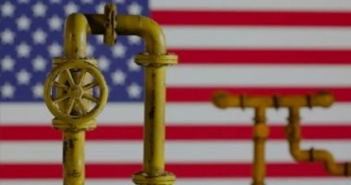 وكالة الطاقة الدولية تبدأ ضخ احتياطيات نفطية ضخمة لتهدئة الأسواق العالمية