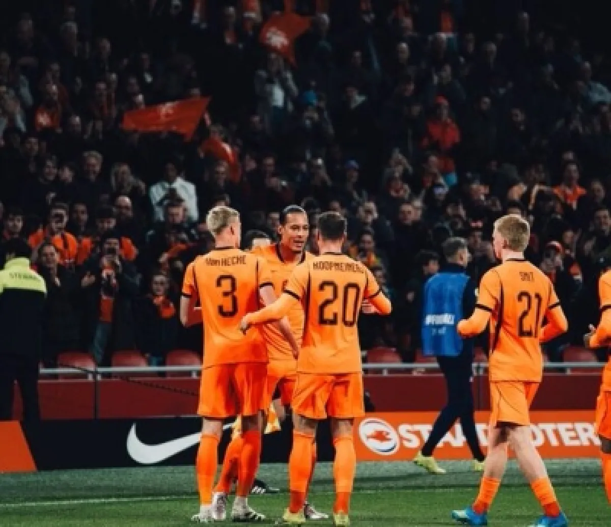 فان دايك يحذر: مشوار هولندا نحو مونديال 2026 لا يزال طويلاً