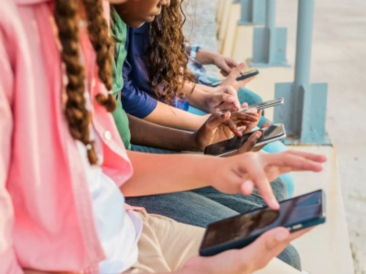 أوروبا تدرس حظر استخدام الأطفال لمنصات التواصل الاجتماعي